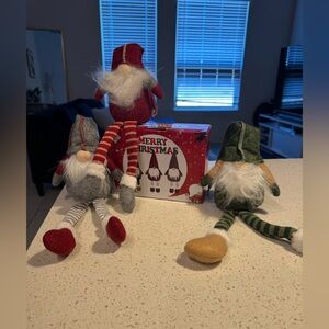 3 Elves Characters Merry Christmas Decor NWB